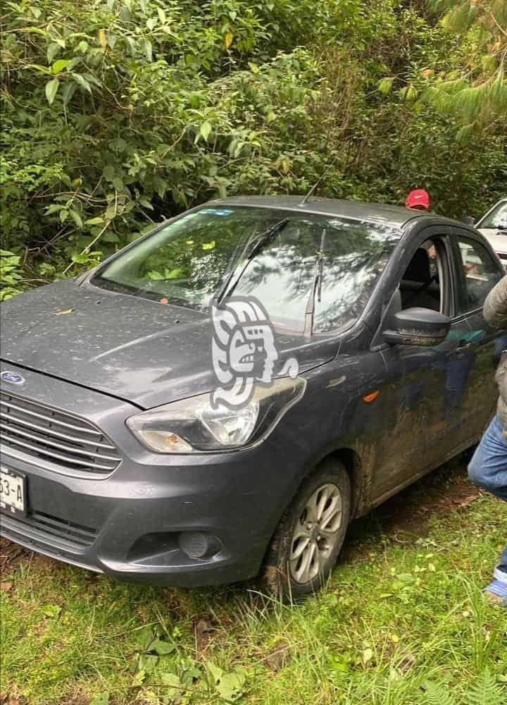 Recuperan vehículo con reporte de robo en Coscomatepec