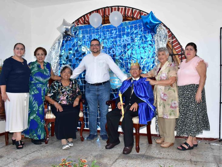 Casa Club Virginia corona a los reyes de Día del Abuelo 2022