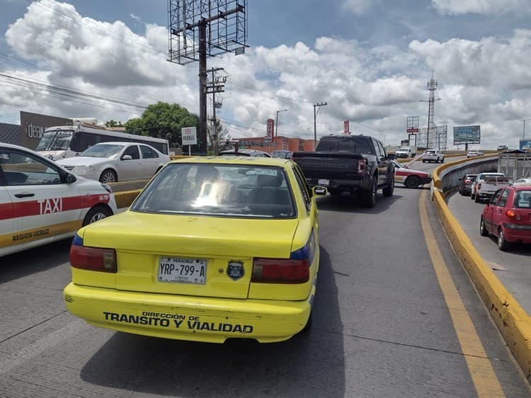 “Paponas” choca su camioneta nueva en Veracruz (+Video)