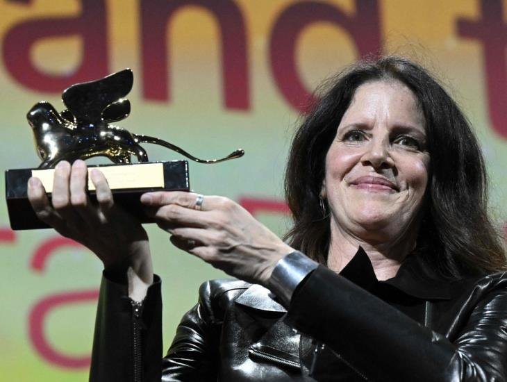 Laura Poitras obtiene León de Oro del Festival de Cine de Venecia 