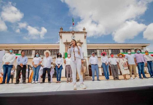 Llegó el tiempo de la transformación de Acayucan: Rosalba Rodríguez