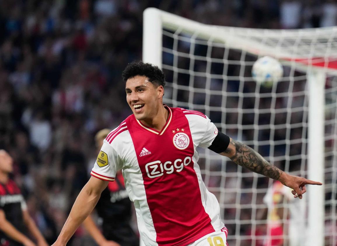 Jorge Sánchez da asistencia en goleada del Ajax al Heerenveen