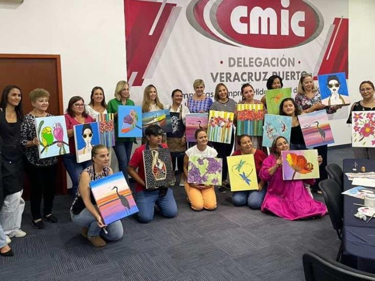 Actividad con arte y altruismo realiza el Comité de Damas del CMIC Veracruz Puerto