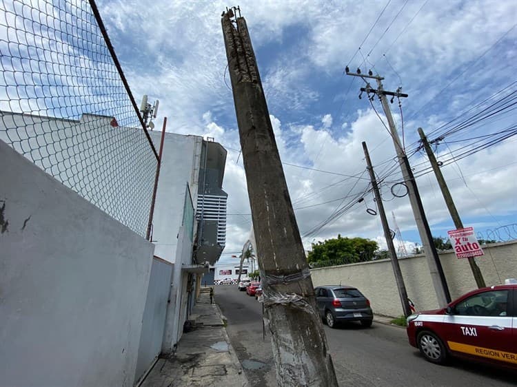 ¡De alegre nada! Vecinos de Vista Alegre en Veracruz se quejan de calles con baches