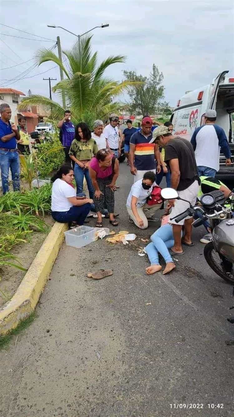 Otra tragedia; chocan motos en Alvarado, fallece bebé y madre está grave