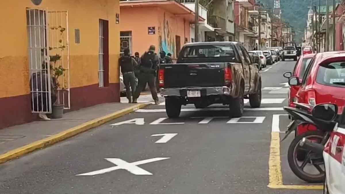 Dos detenidos y un muerto, resultado de balacera en Orizaba: SSP