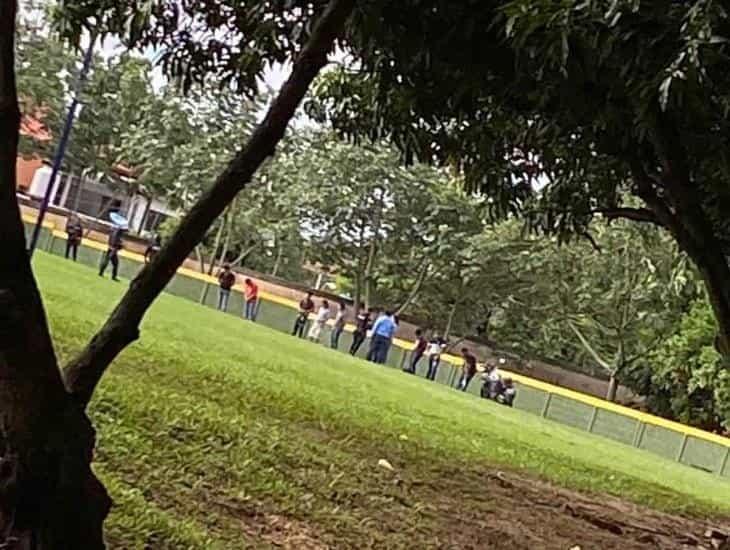 Dentro del ITM, policías sorprenden a estudiantes fumando hierba