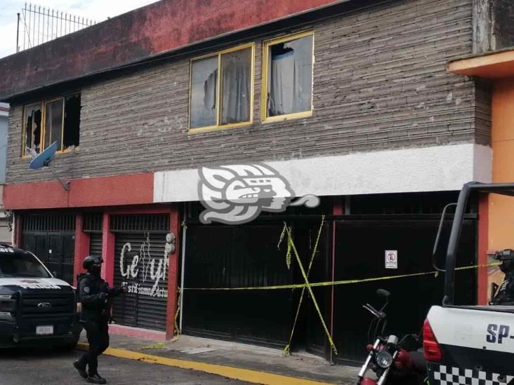 Seis patrullas resguardan inmueble donde se registró la balacera en Orizaba (+Video)