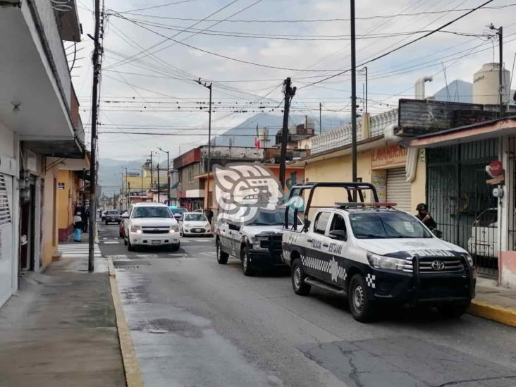 Seis patrullas resguardan inmueble donde se registró la balacera en Orizaba (+Video)