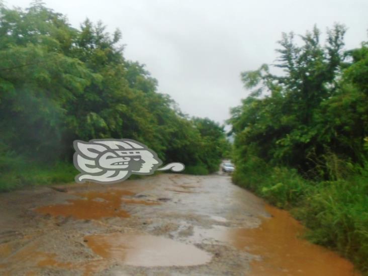 Lluvias destruyen más 30 kilómetros de caminos en la sierra