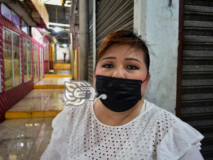 Una regadera pública, el Mercado Plaza del Sol de Coatzacoalcos (+Video)