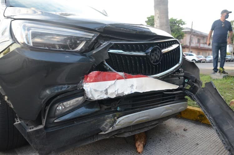 Video: Se registra aparatoso accidente en la avenida Salvador Díaz Mirón en Veracruz