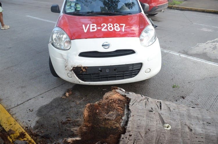 Video: Se registra aparatoso accidente en la avenida Salvador Díaz Mirón en Veracruz