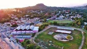 Suspenden clases en Cerro Azul por fuerte balacera entre narcos y policías