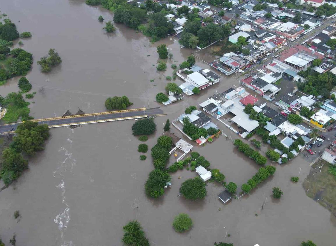 Video: Río Cotaxtla trae basura y arbustos que obstruyen su flujo: PC Medellín