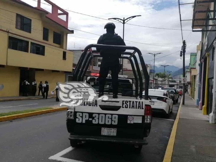 “Por andar con el novio”, padres discuten con joven y generan movilización en Orizaba