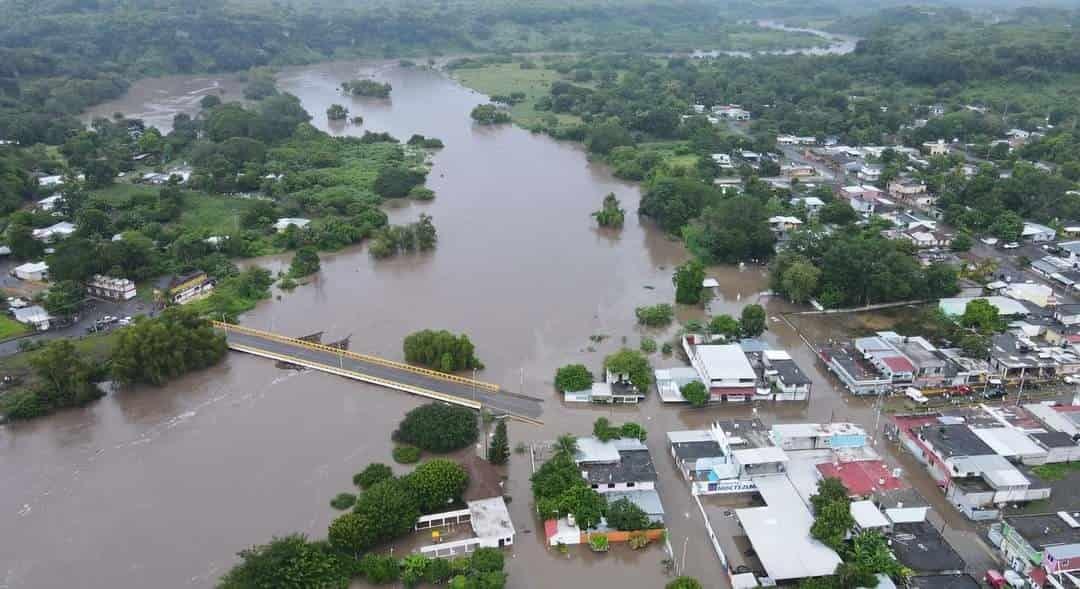 Inmediaciones de río Cotaxtla siguen en alerta por crecida durante la noche: Conagua