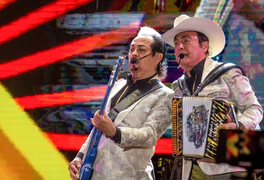 Hubo coperacha; CDMX y Gobierno Federal pagan Tigres del Norte en el Zócalo