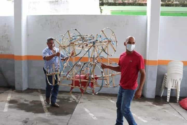 Entregan toritos de pirotecnia para celebrar fiestas patrias en La Antigua