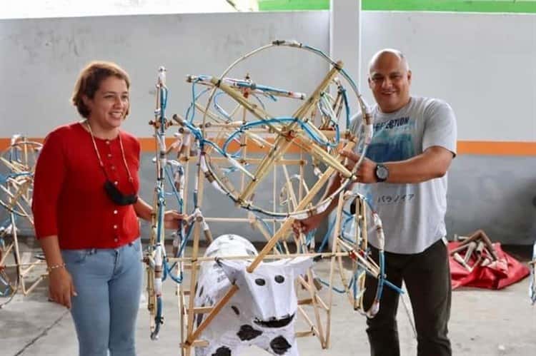 Entregan toritos de pirotecnia para celebrar fiestas patrias en La Antigua