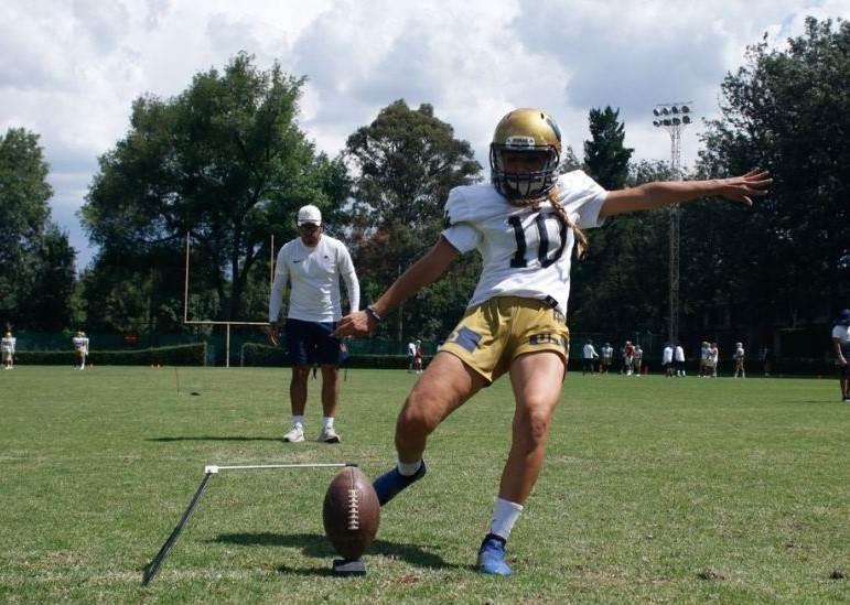 Andrea Martínez, la primera mujer en debutar en la Liga Mayor de ONEFA