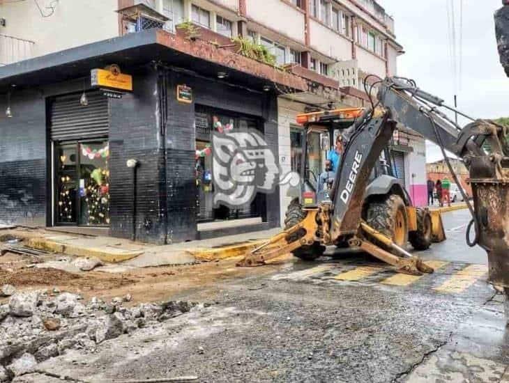 ¡Precaución! Cierran Xalapeños Ilustres por obras de CMAS; conoce vía alterna