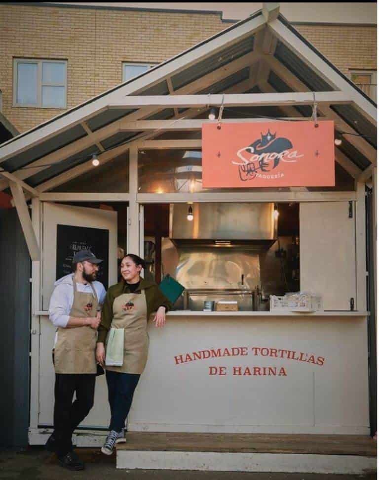 Restaurante en Londres prohíbe a mexicana usar palabra taquería en negocio