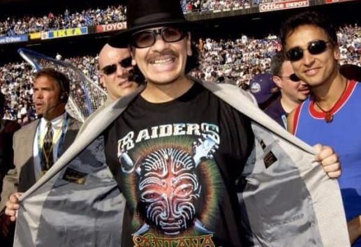 Carlos Santana tocará himno estadounidense en partido de los Raiders