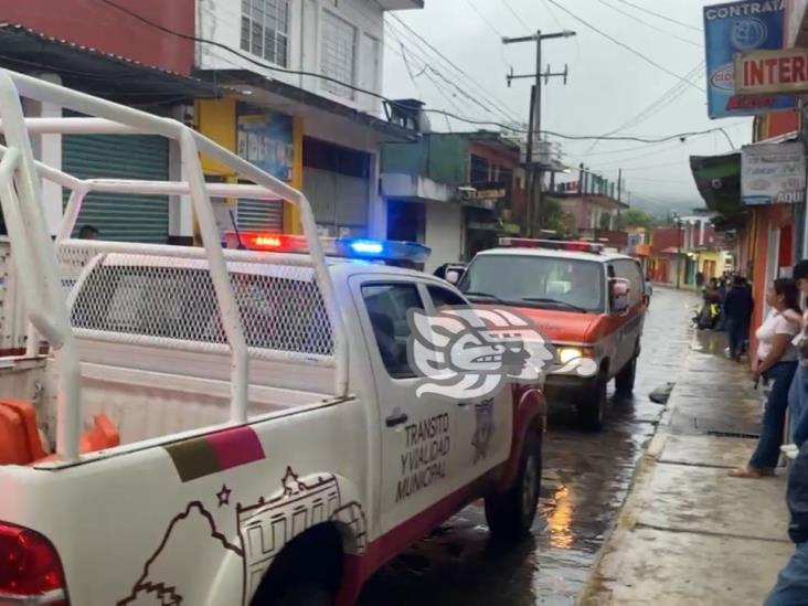 Joven muere tras recibir descarga eléctrica mientras limpiaba azotea