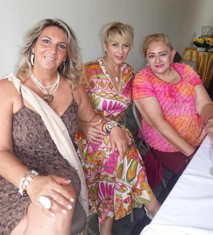 Jessica Zapién celebra un año más de feliz vida en compañía  de sus amigas