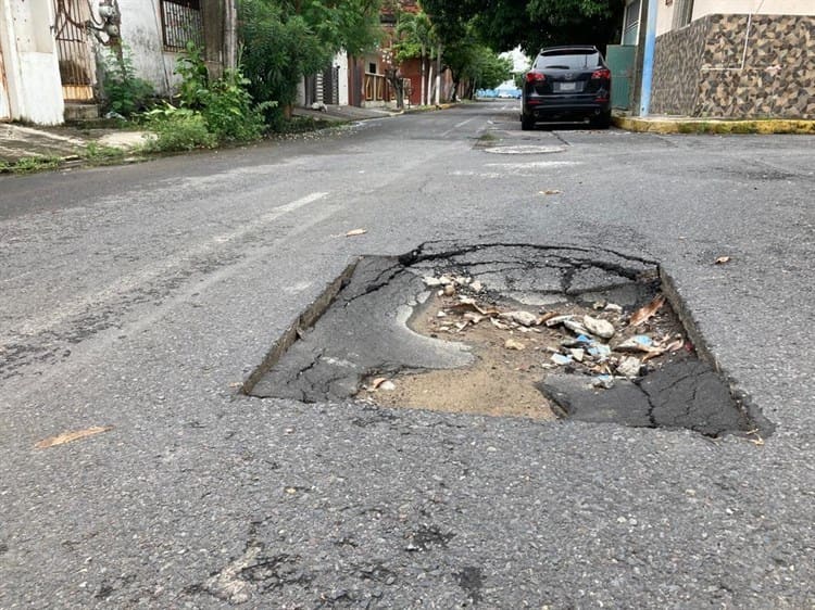 Lluvias generan hundimientos en la colonia Rigo de Boca del Río