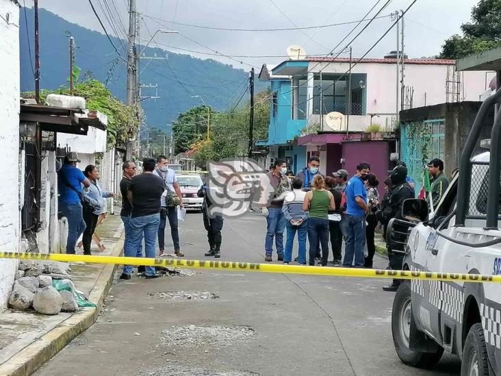 Localizan sin vida a mujer adulta en Río Blanco