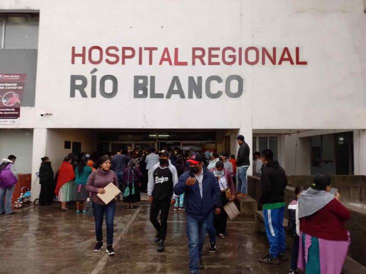 Denuncian despidos injustificados en Hospital Regional de Río Blanco (+Video)