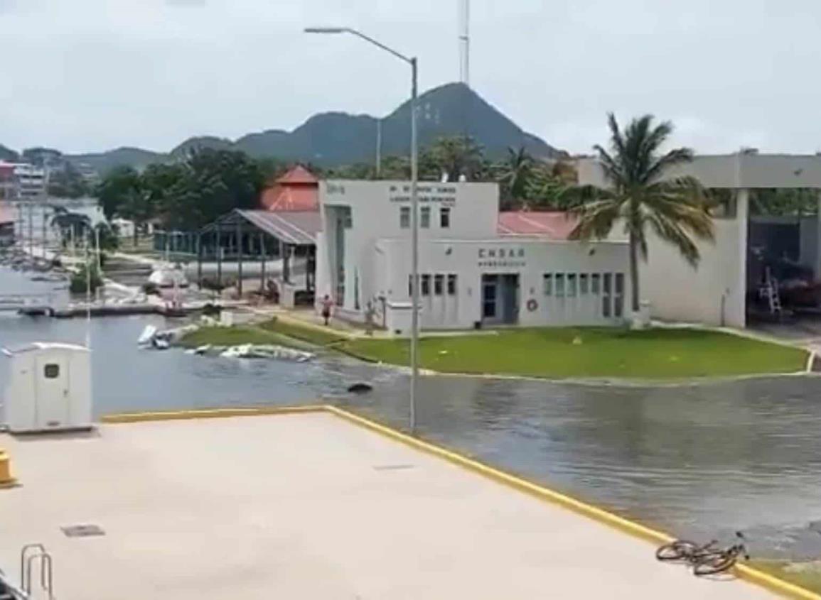 Ahora tiembla y se sale el mar en Colima (+video)