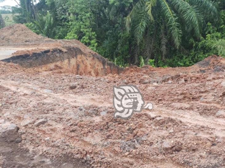 Habilitan nuevas rutas alternas tras colapso de carretera en Acayucan 