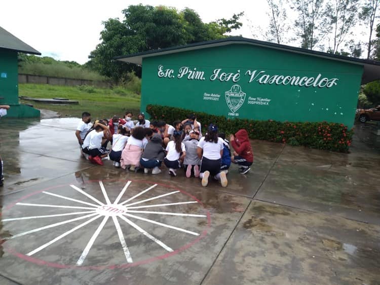 Realizan simulacro en escuela primaria José Vasconcelos en Veracruz