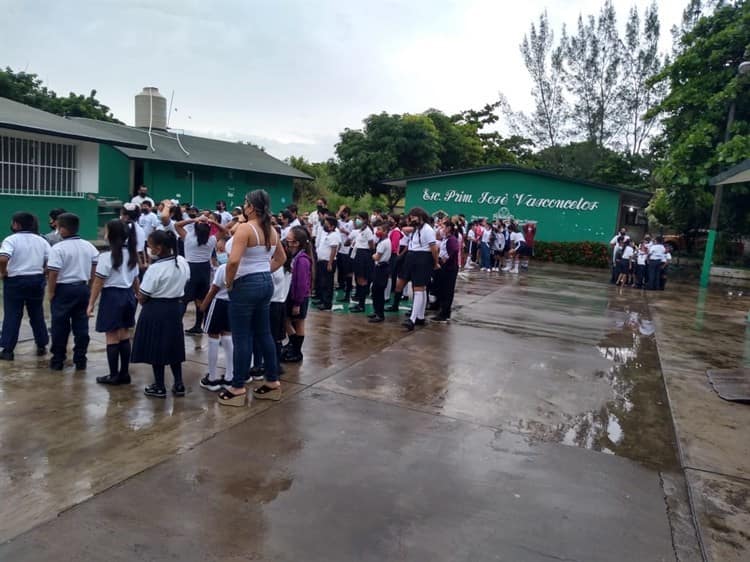 Realizan simulacro en escuela primaria José Vasconcelos en Veracruz