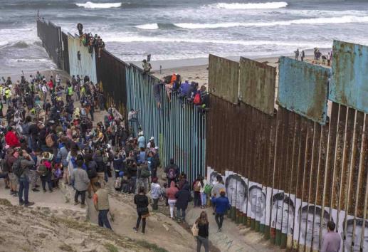 EU detiene a más de 2.5 millones de migrantes durante 2022