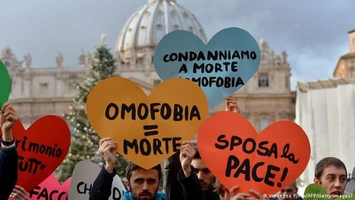 Obispos belgas retan al Vaticano y deciden bendecir a parejas homosexuales