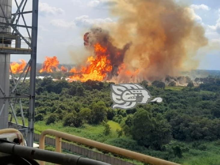 Explosión en batería de Tabasco moviliza a Pemex; desalojan a trabajadores (+ Video)