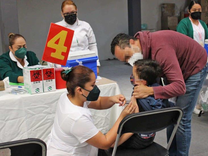 Aplica IMSS Veracruz vacuna vs covid a menores de 5 a 11 años de edad