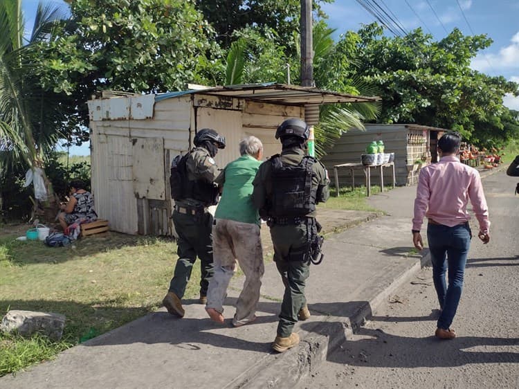 Hallan a adulto mayor inconsciente en la carretera Veracruz – Medellín (+Video)