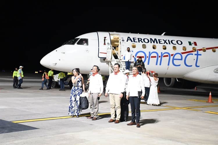 Inauguran los primeros vuelos del AIFA al aeropuerto Heriberto Jara de Veracruz