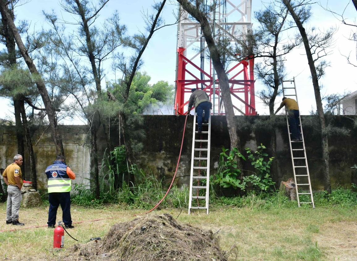 Antena de telecomunicación se incendió en la colonia Iquisa(+Video)