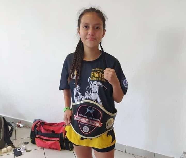 Sthefany Batchelar calificó al Mundial de Kick Boxing