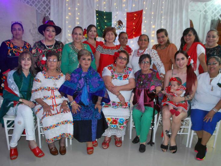 Grupo de Amigas Terrablanquenses de Veracruz organiza comida por Fiestas Patrias 2022