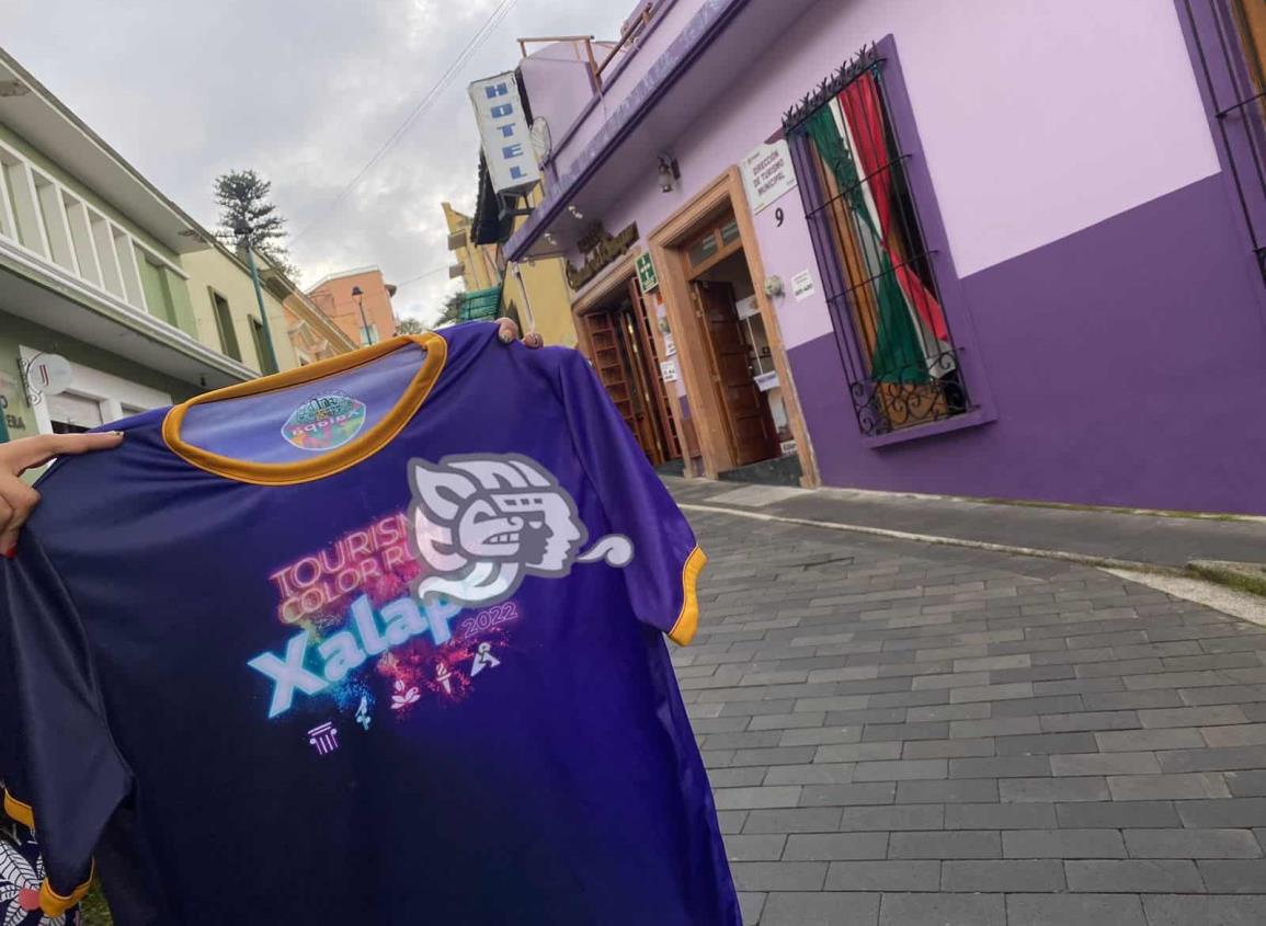 Entregan kits para participar en la ‘Tourism Color Run Xalapa 2022’