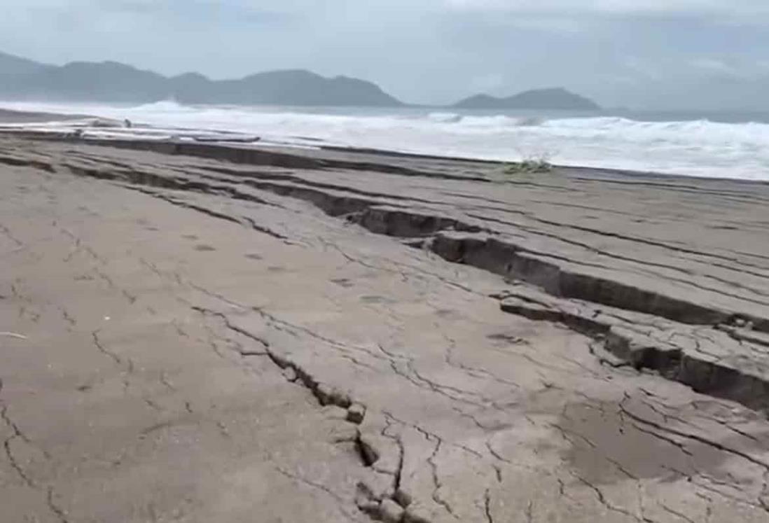 Playas de Michoacán ‘se parten’ tras sismo del 19 de septiembre (+Video)