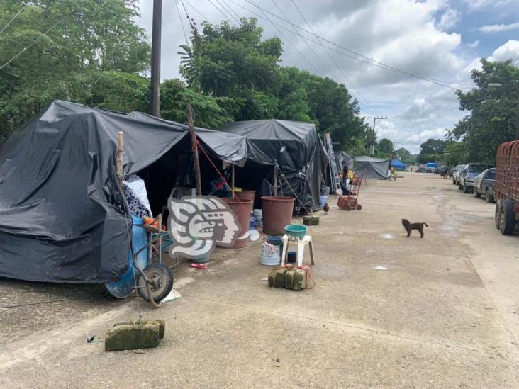 Desamparados e inundados por el Jaltepec, 40 familias de Carranza (+Video)