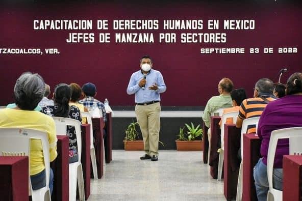 Imparten plática a jefes de manzana en temas de Derechos Humanos